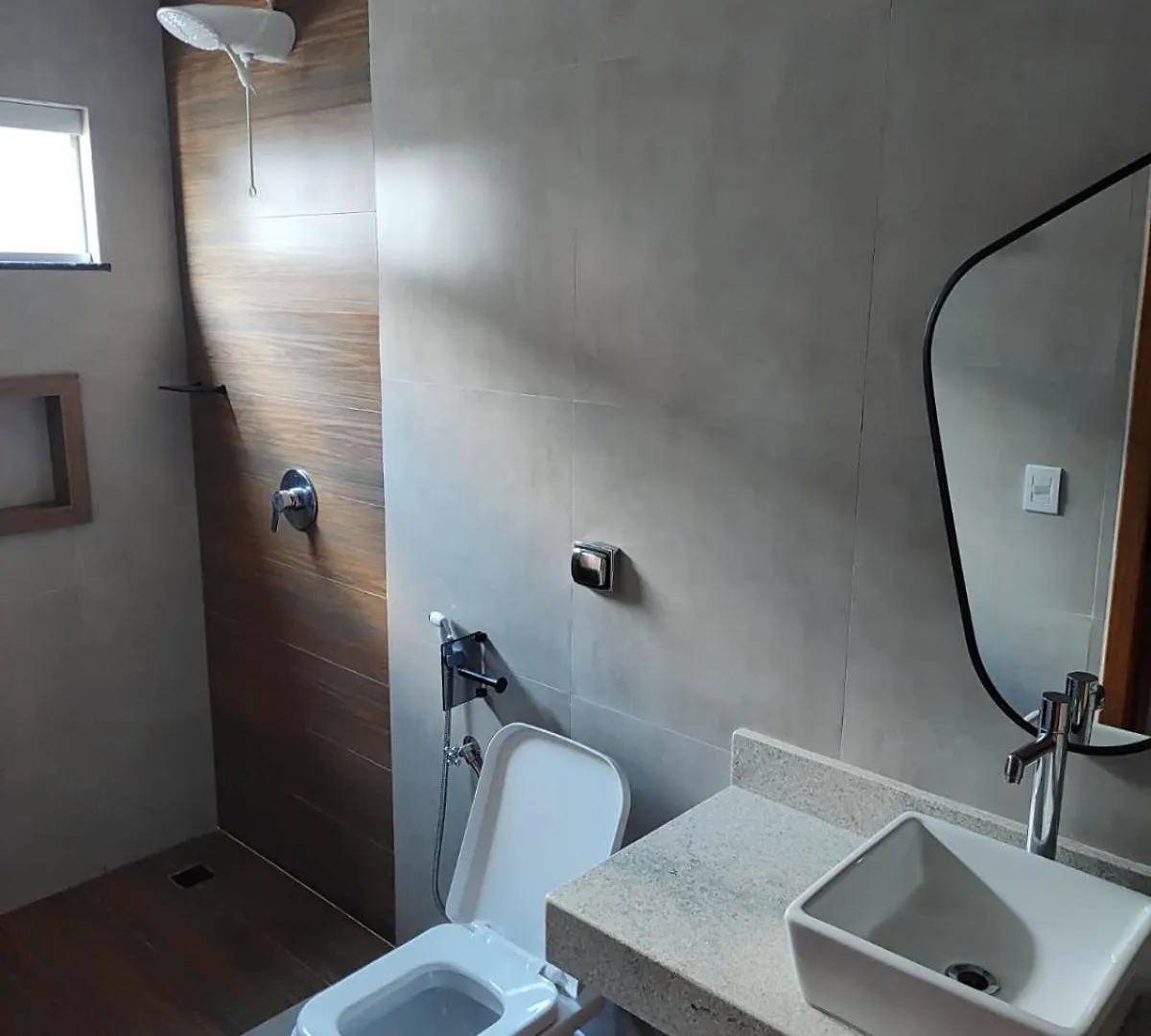 Casa Alto Padrao Em Bairro Nobre De Caldas Novas Com Piscina Quente E Sala De Jogos Σπίτι διακοπών