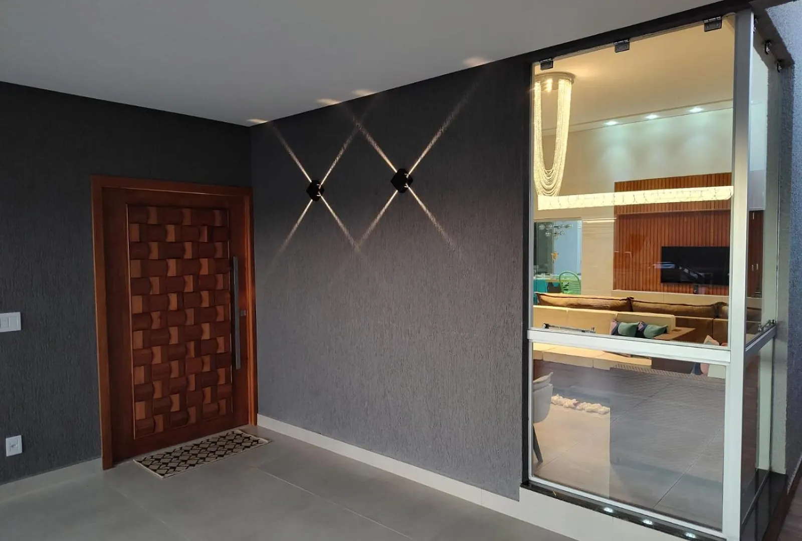 Casa Alto Padrao Em Bairro Nobre De Caldas Novas Com Piscina Quente E Sala De Jogos Βραζιλία